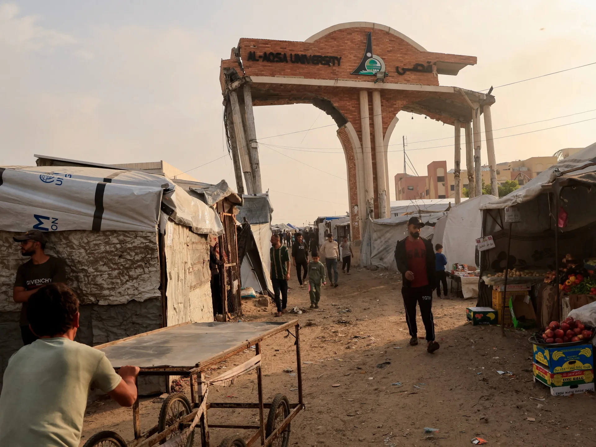 İsrail Qəzzanın cənub və mərkəzinə hava hücumlarında yeni sərhəd keçir