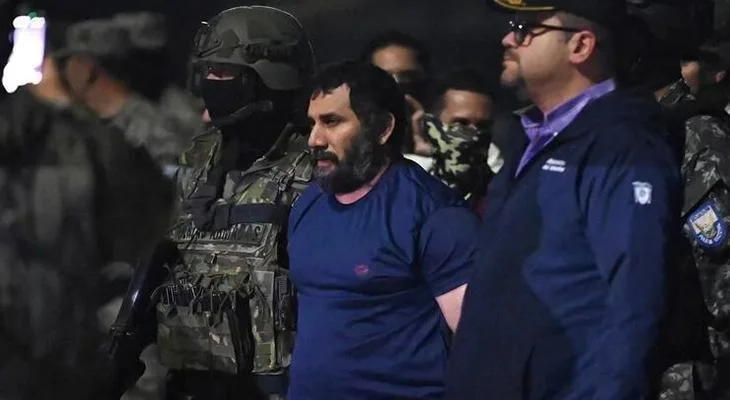 Qırmızı bülletenlə axtarılan 1 milyon dollarlıq baronu gözləmədiyi şəxs ələ verdi