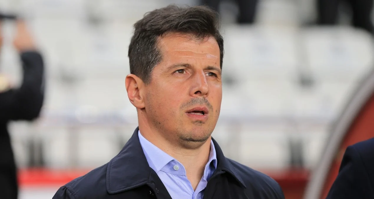 Emre Belözoğlu beş gündə geri çəkildi