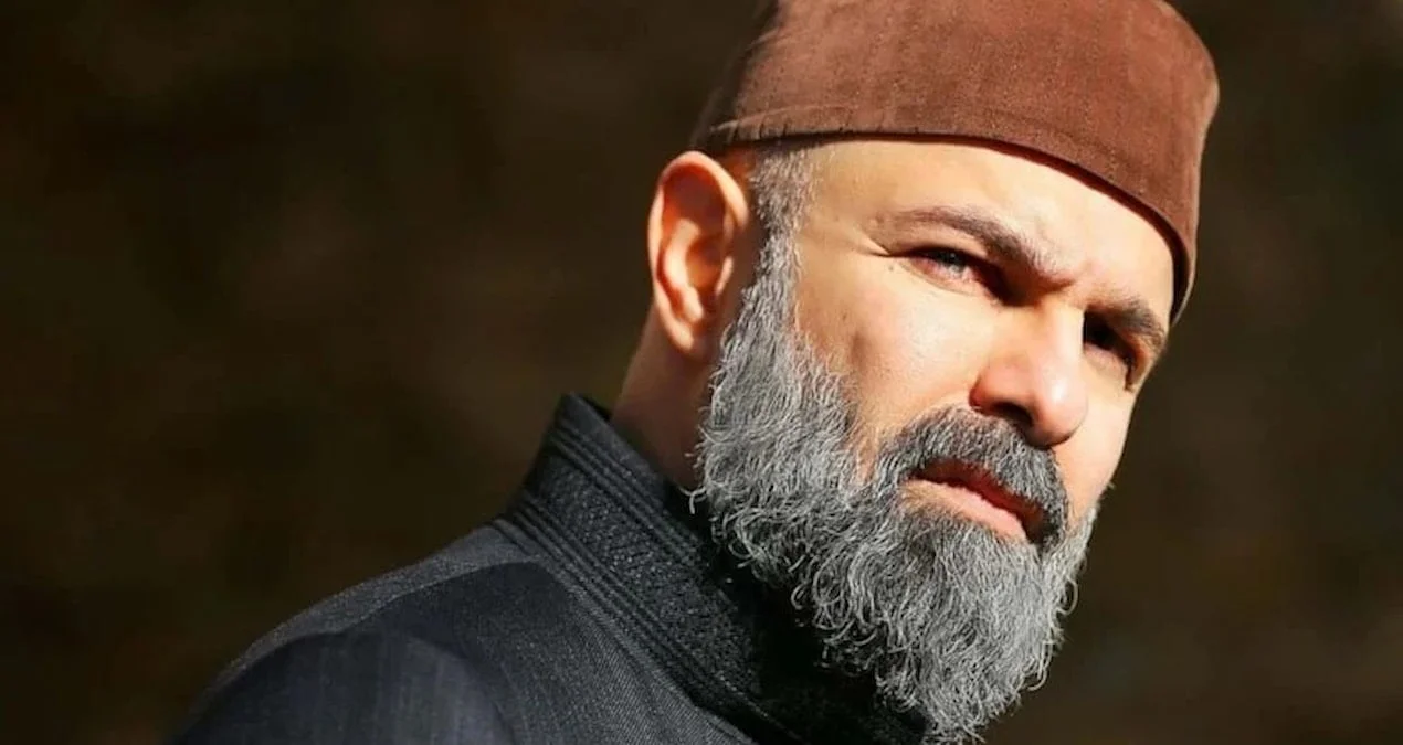 Erkan Avcı yeni imici ilə təəccübləndirdi sakalı yox, protez saçı var