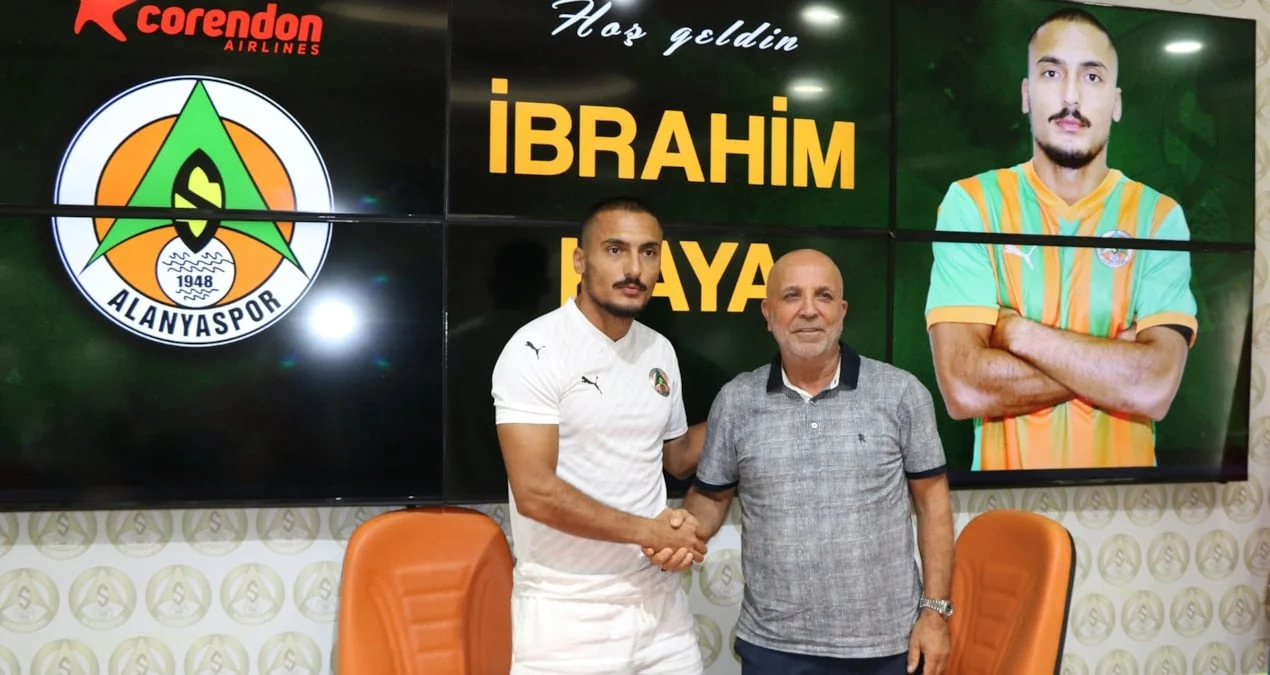 Alanyaspor İbrahim Kaya ilə müqavilə imzaladı