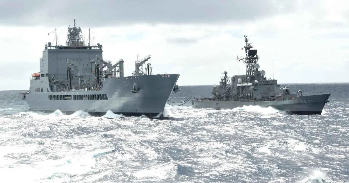 Hegseth: USNS Harvey Milk Gəmisi Oscar V. Peterson Adını Alır