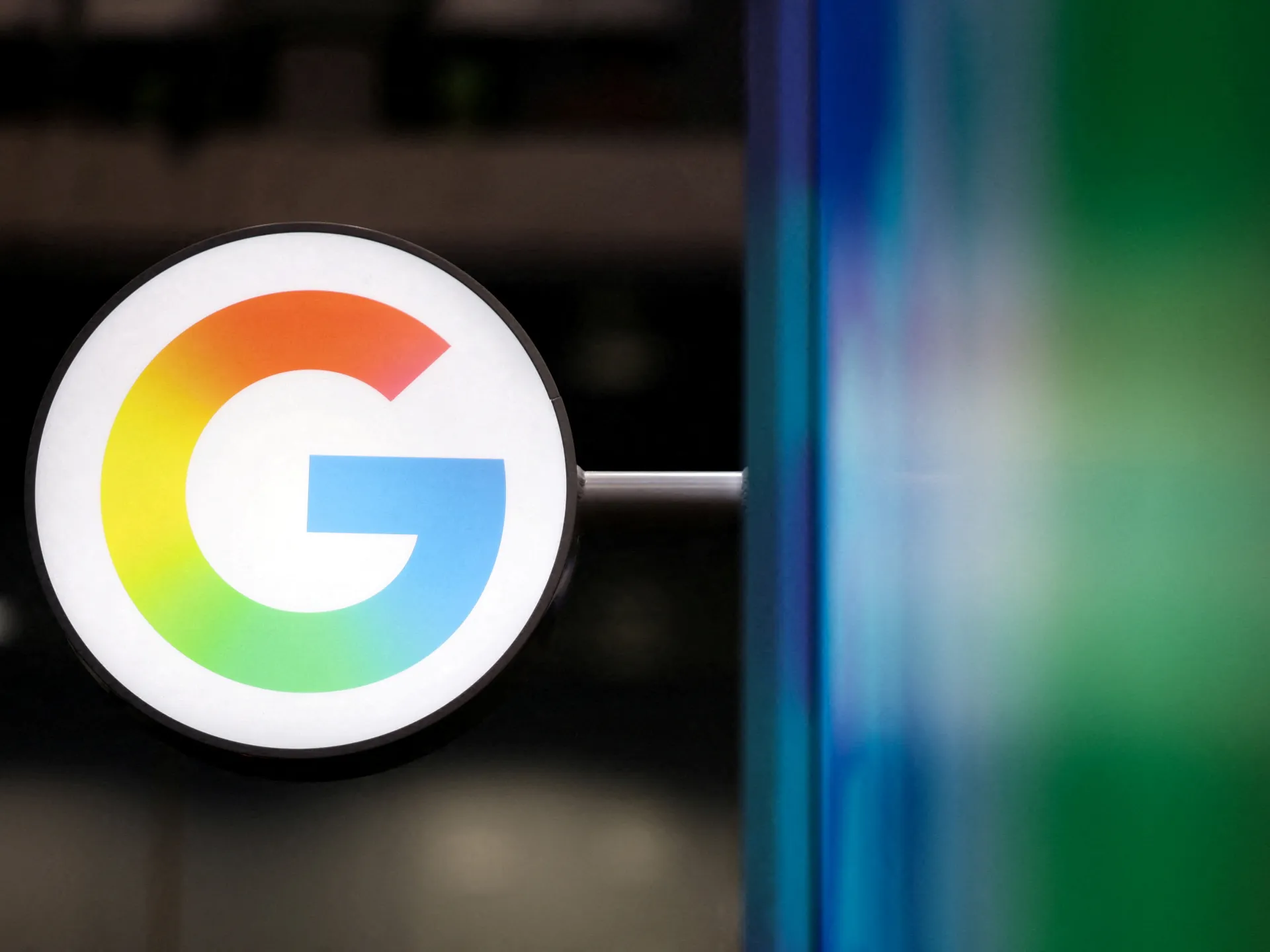 Uşaq hüquqları təşkilatı: Google uşaq hesablarında valideyn nəzarətini sarsıdır