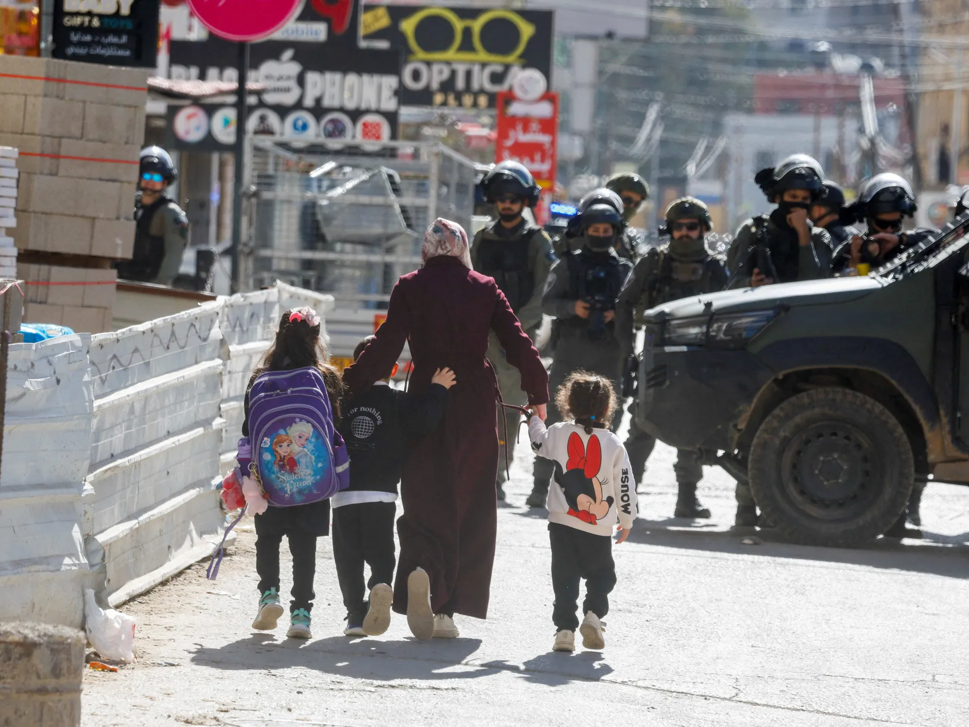 Tramp İsrailin işğal olunmuş Qərb Sahili ilhaqına qarşıdır