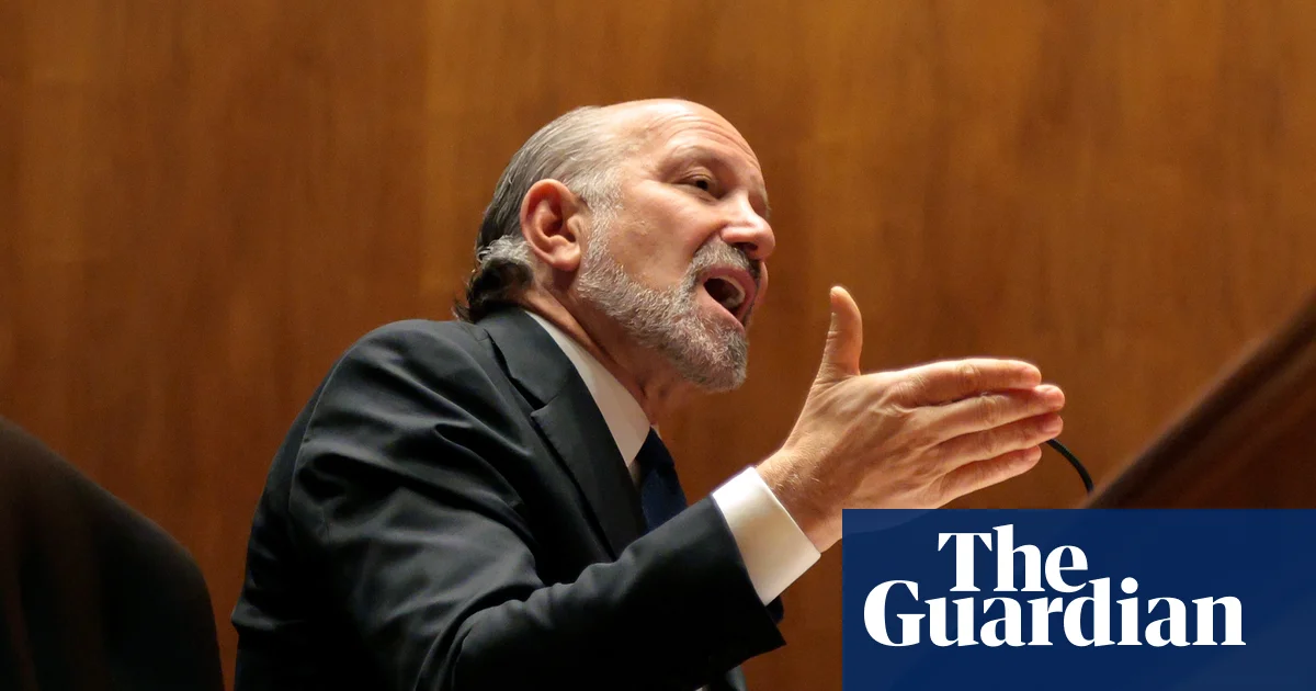 ABŞ ticarət katibi Hovard Lutnik Tramp dövründə Epşteynin adasında nahar etdiyini etiraf etdi