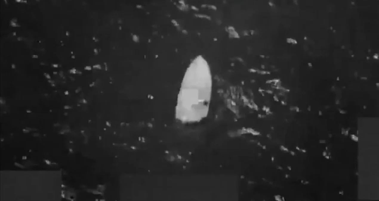 ABŞ-ın Şərqi Sakit Okeandakı əməliyyatında altı nəfər həlak olub, məhkəməsiz edam iddiaları irəli sürülüb.