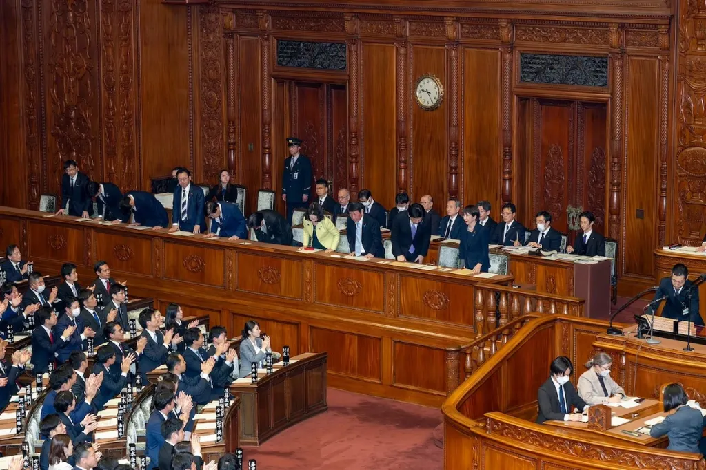 Yaponiya Baş Naziri Takaichi büdcəni təsdiqləyib, Hörmüzə donanma göndərilməsi barədə qərar isə hələlik verilməyib.