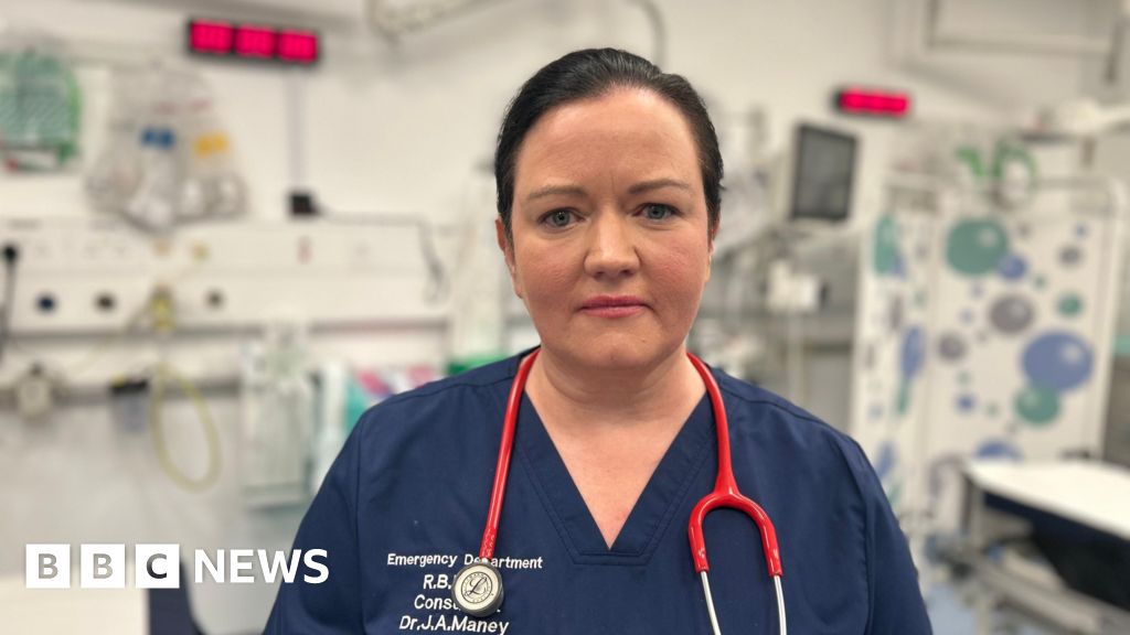 Şimali İrlandiyada yoluxmalar kəskin artır: Uşaqlar ən çox təsirlənənlərdir