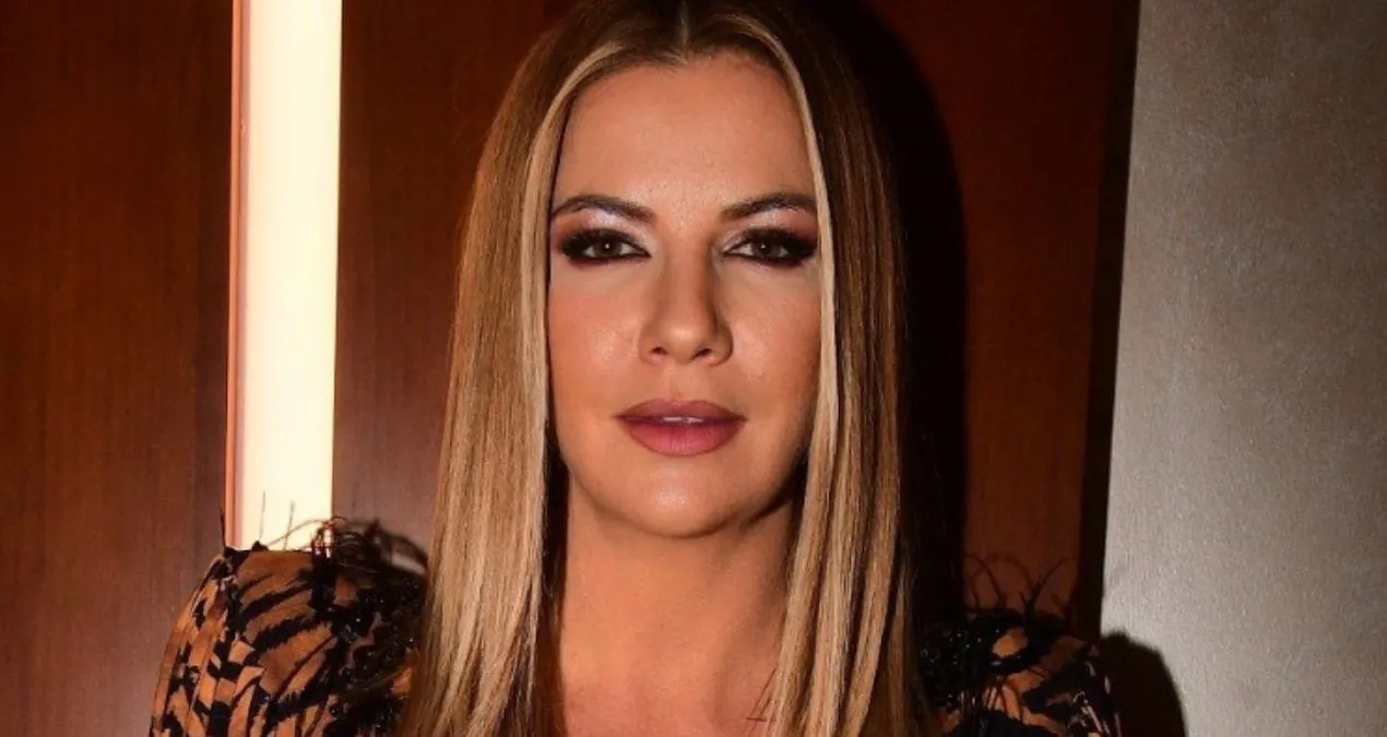 İvana Sert Dua Lipa tərzində! Cazibədar fiquru ilə heyran etdi