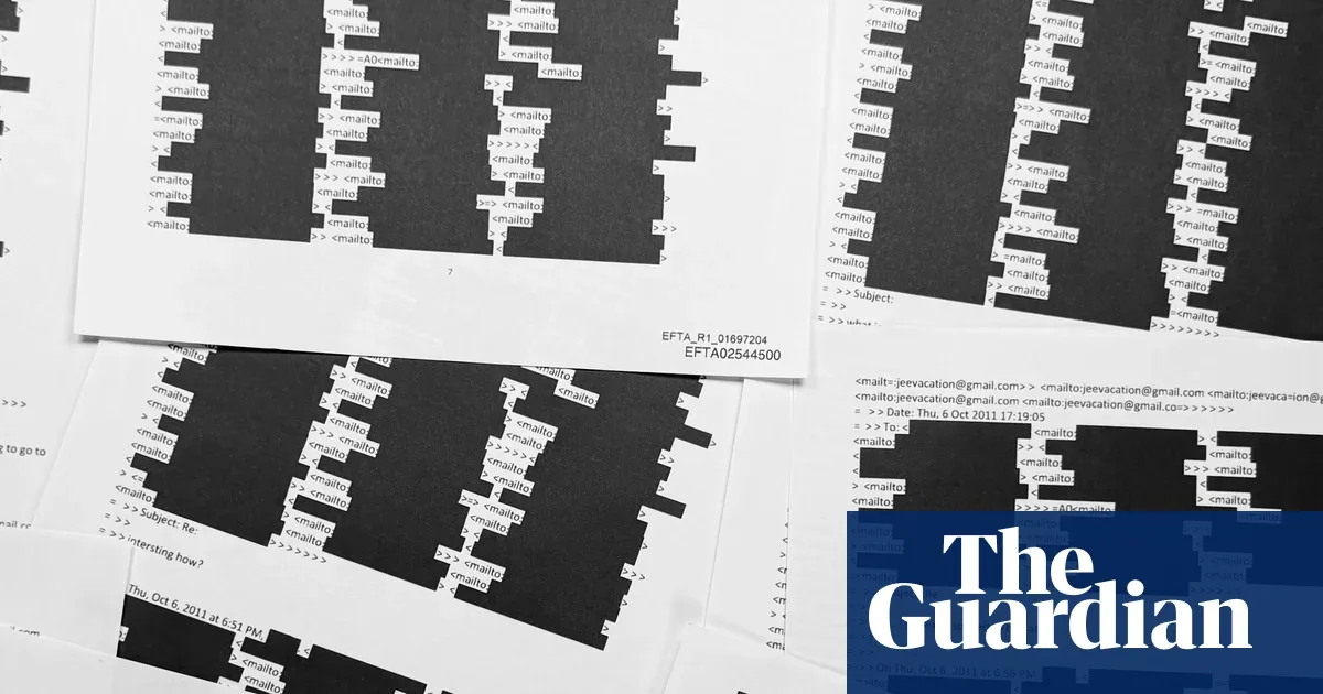 Ədliyyə Nazirliyi redaktəsiz Epstein sənədlərindən sonra ört-basdırda ittiham olunur