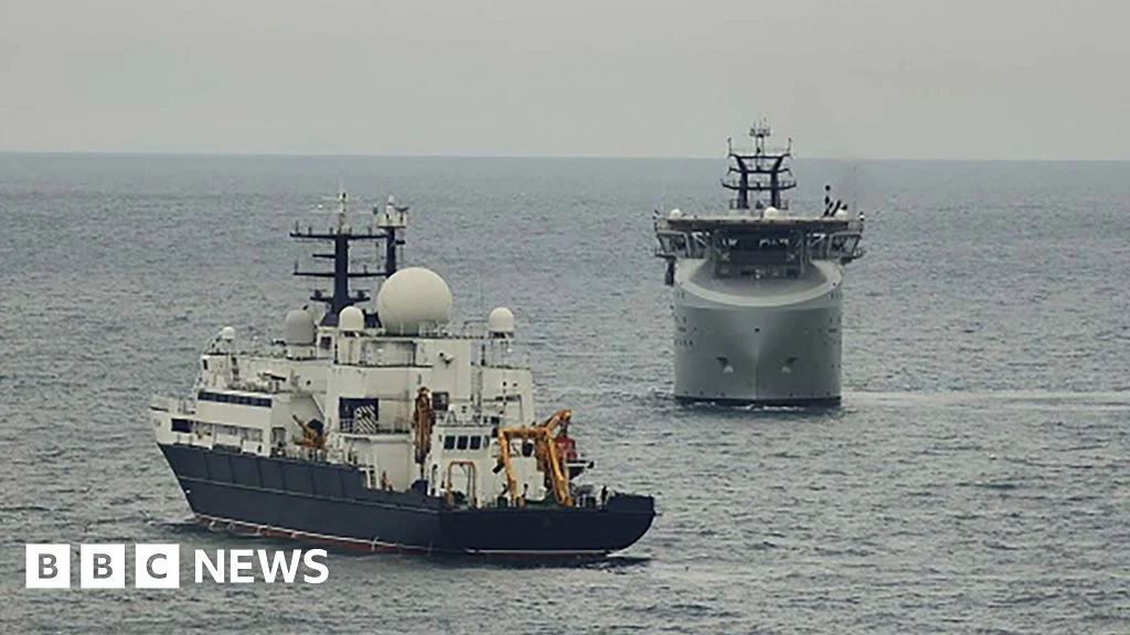 Rus casus gəmisi addımı: Ciddi narahatlıq