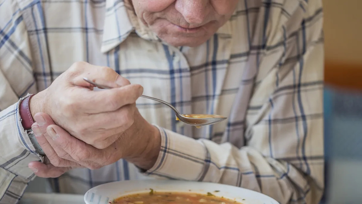 Tədqiqatçılardan Parkinson xəstəliyi ilə bağlı gözardı edilmiş "mühüm" amil barədə xəbərdarlıq
