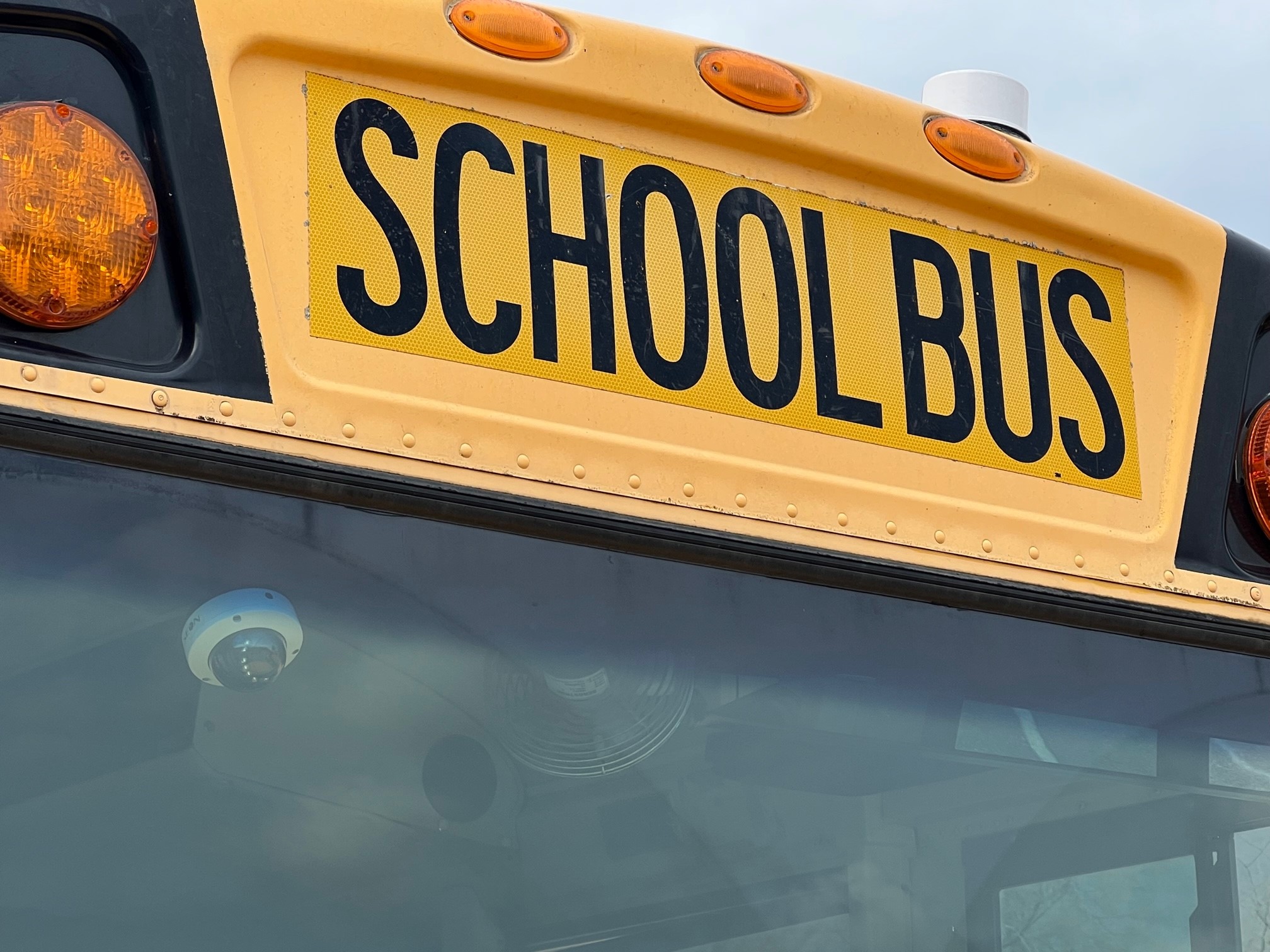 Sərt şaxtalar gəlir: Məktəblər bağlandı