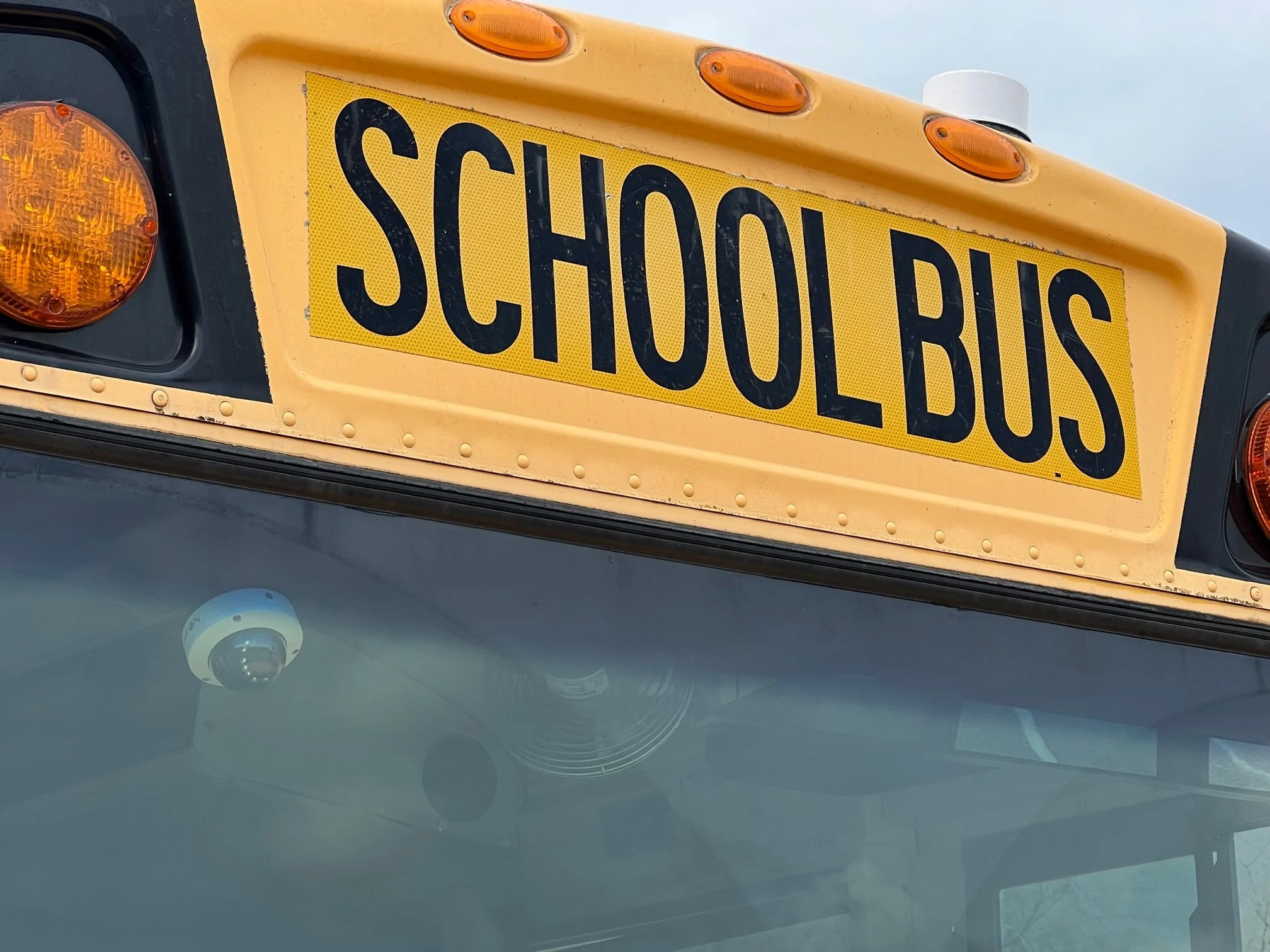 Sərt şaxtalar gəlir: Məktəblər bağlandı