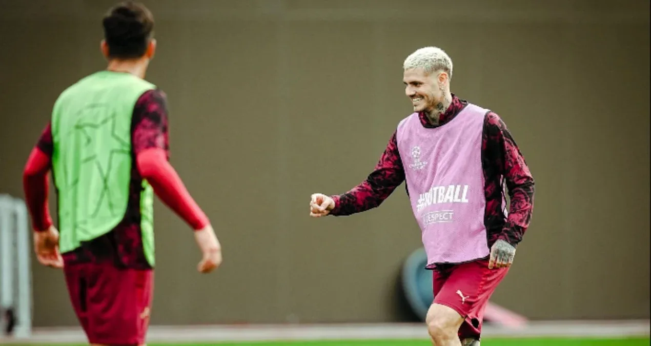 "Qalatasarayda 6 oyunçu məşqə çıxmayıb"