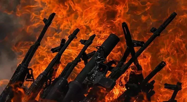 Dünya PKK-nın tərksilah olmasını izləyir: 40 illik münaqişə başa çatır