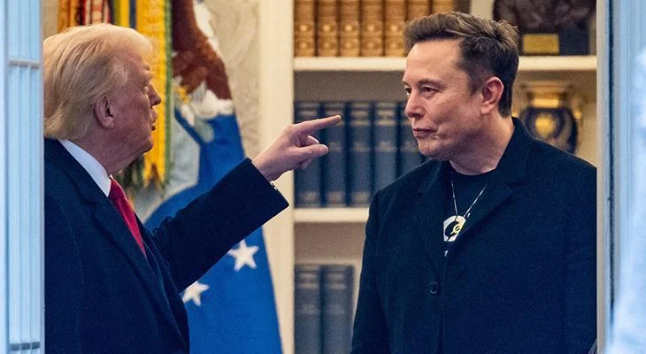 Araları gərgin idi: Musk Trampa 15 milyon dollar verdi