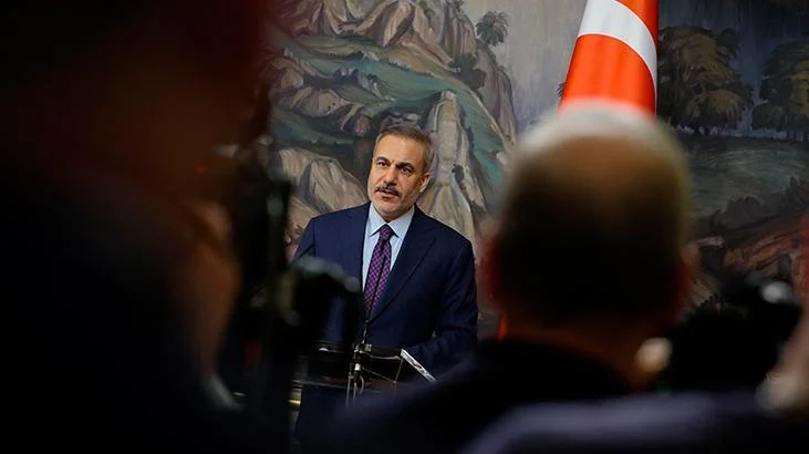 XİN Hakan Fidan Misirli həmkarı Abulati ilə Qəzzanı müzakirə etdi