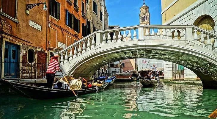 Venedik Kütlə Turizminə Qarşı Hərəkətə Keçdi: Dünya Xəbərləri