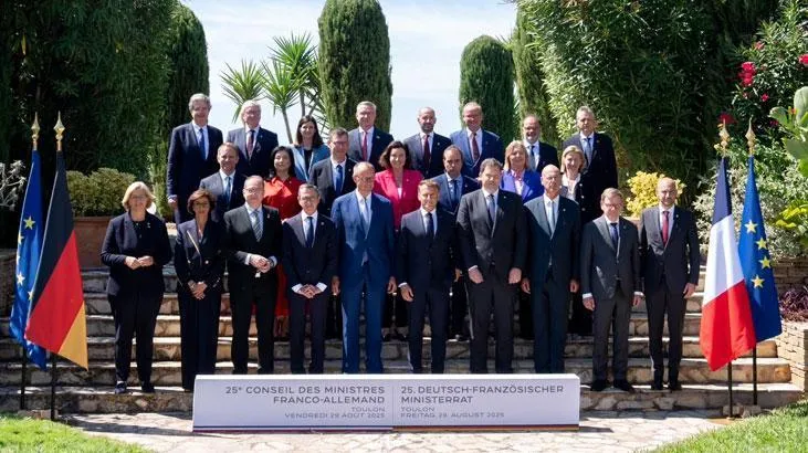 Almaniya Baş naziri Merz: Aylarla davam edə biləcək müharibəyə hazırlaşmalıyıq