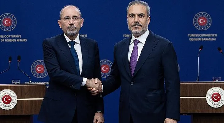 XİN rəhbəri Hakan Fidan Ürdünlü həmkarı Safedi ilə telefonda görüşüb