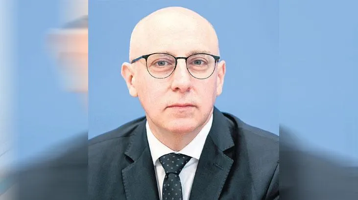 İstanbul doğumlu kəşfiyyat rəisi