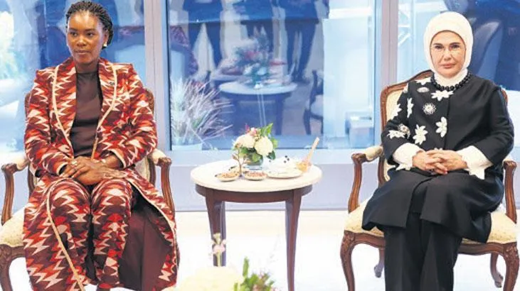 Melania Tramp lider xanımlarına ev sahibliyi etdi