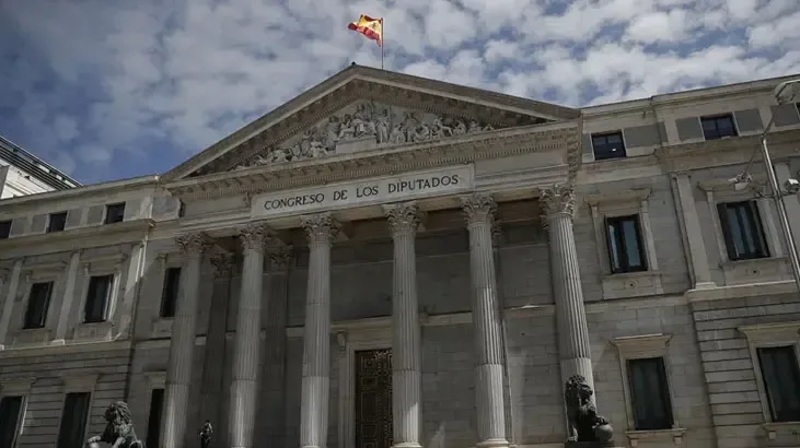 İspaniya parlamenti İsrailə silah embarqosunu təsdiqlədi