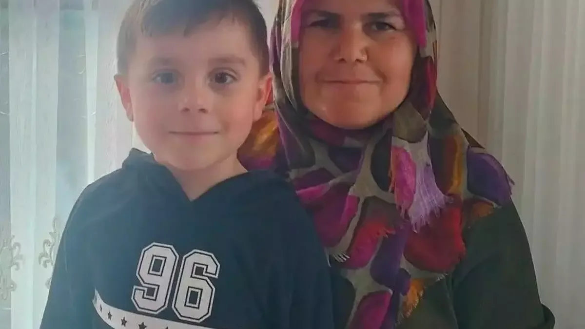 Otopsi yekunlaşdı: Ana və oğul necə öldü İlk bulgular