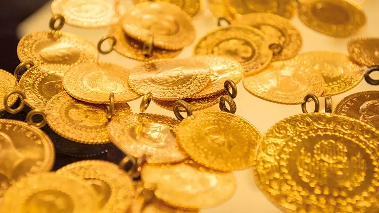 Qızılın yüksəlişi sürür