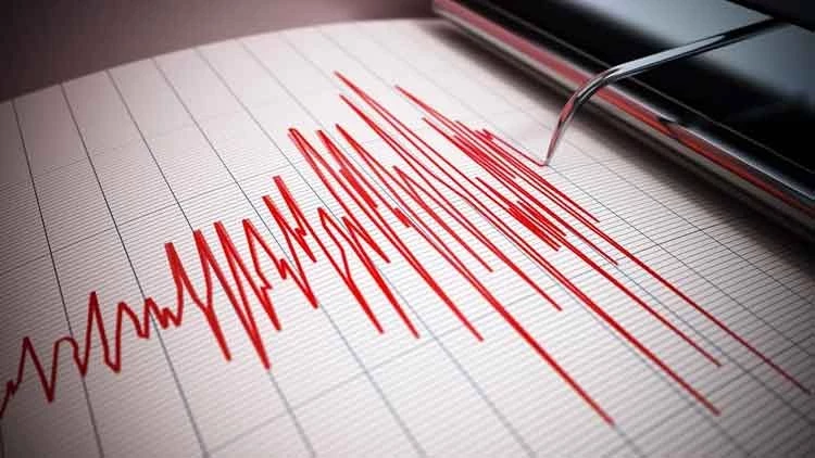 Egey dənizində 4 ballıq zəlzələ