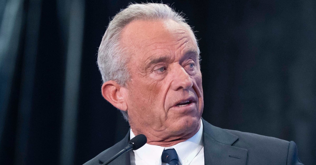 Wall Street Journal RFK Jr-a kəskin sual ünvanladı