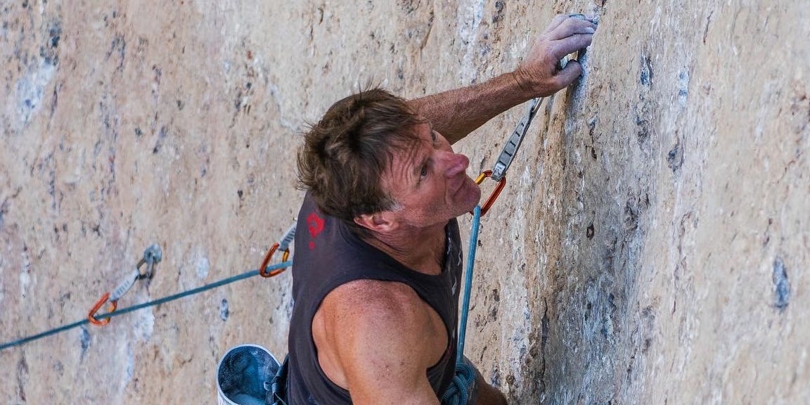 55 yaşlı sağlamlıq qurucusu heç vaxt bu qədər formada olmayıb: Sağlam yaşlanmanın 5 sirri