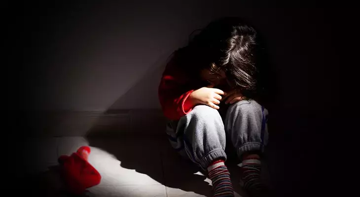 İngiltərədə Sosial Himayədəki 2 Mindən Çox Uşaq İtkin Düşdü