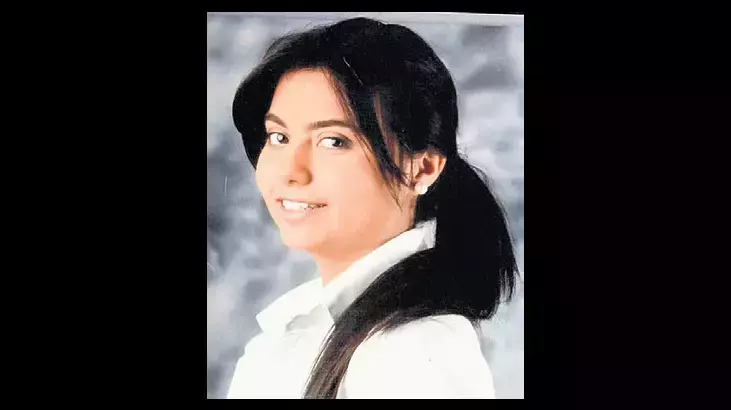 Münevver Karabulut sənədinə ailədən etiraz