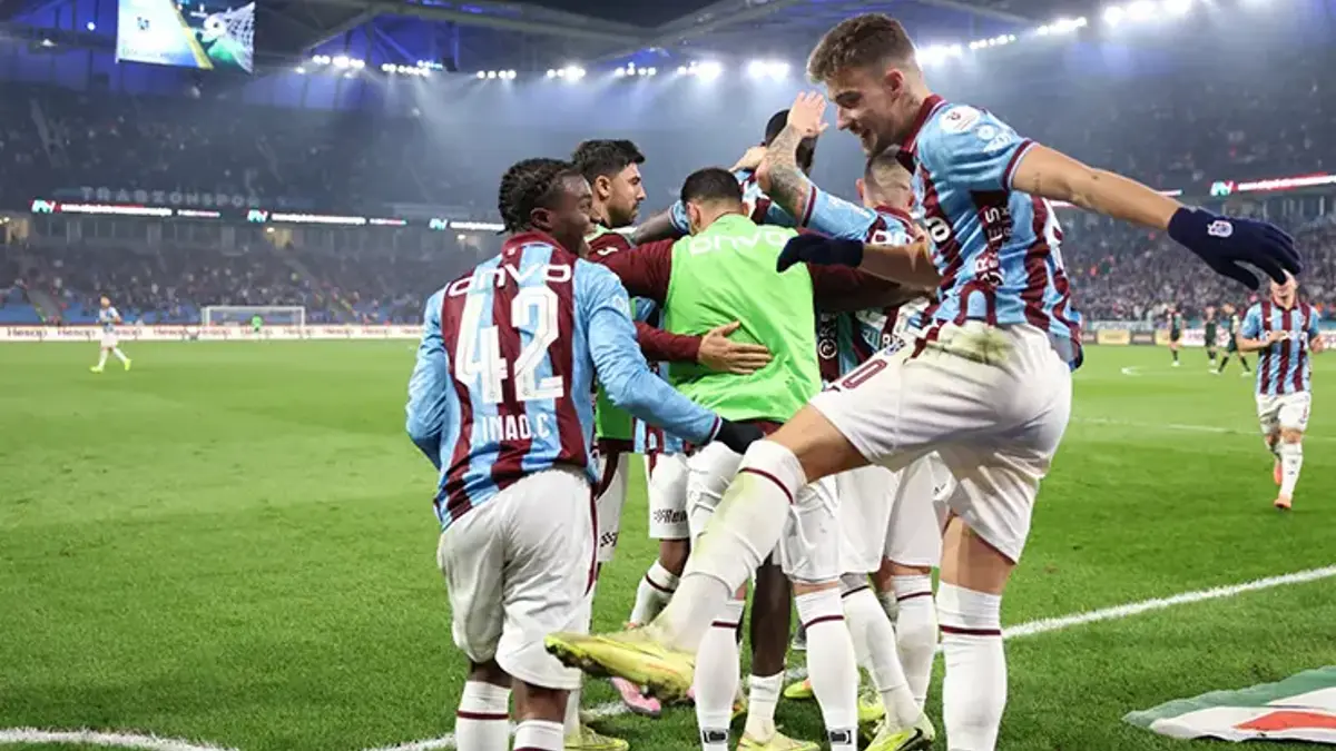 Trabzonspor yüksəliş seriyası ilə zirvəyə can atır