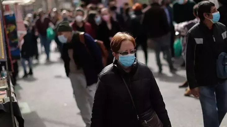 Avropa ölkəsində salğın panikası, evdən iş, maska və peyvənd protokolu təsdiqləndi