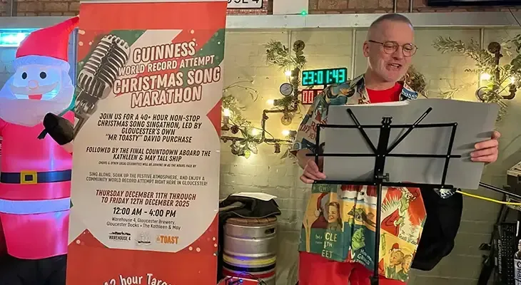 42 saat aralıqsız mahnı oxudu məqsədini açıqladı