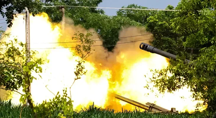 Tayland-Kamboca sərhədində qızğın topçu atəşi