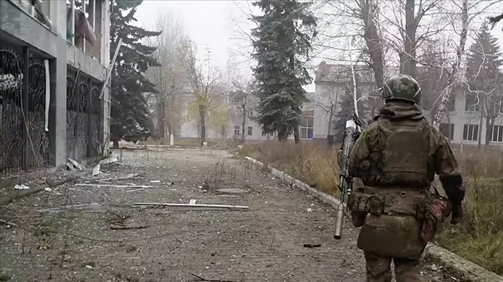 Rusiya Ordusu Dimitrov və Qulyaypoleni ələ keçirdi – Kreml