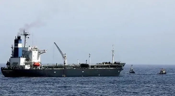 İran Bəsrə Körfəzində 2 tankeri ələ keçirdi