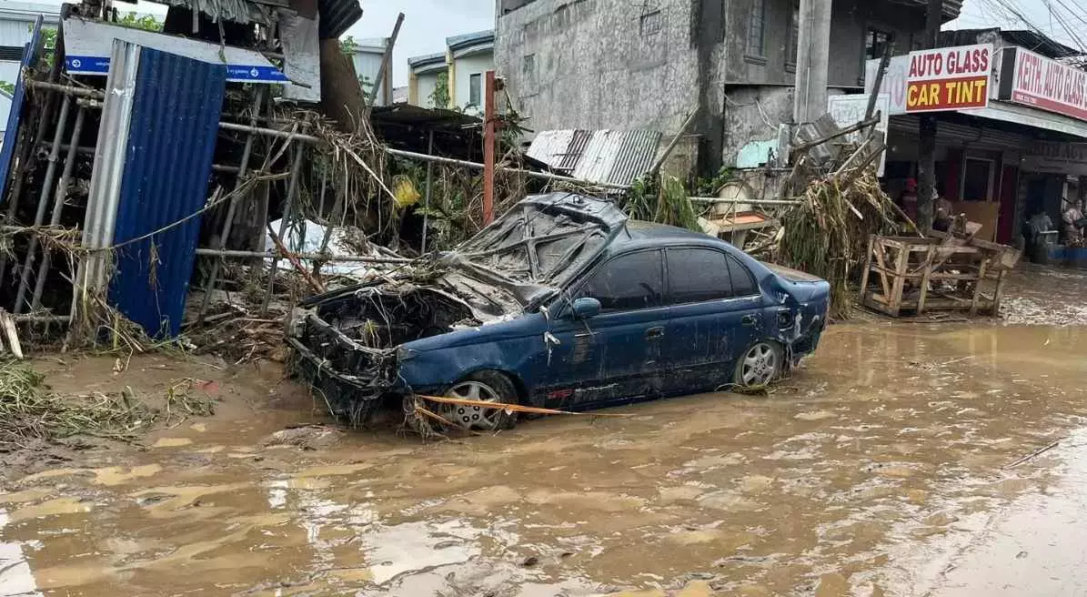 Asiyada tropik fırtına: Onlarla insan həlak oldu