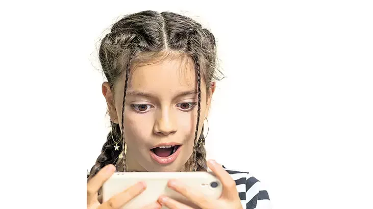 Instagram və YouTube-a uşaq asılılığı ittihamı
