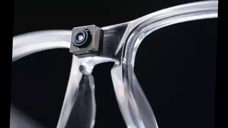 Flört mütəxəssisinin gizli çəkiliş skandalı