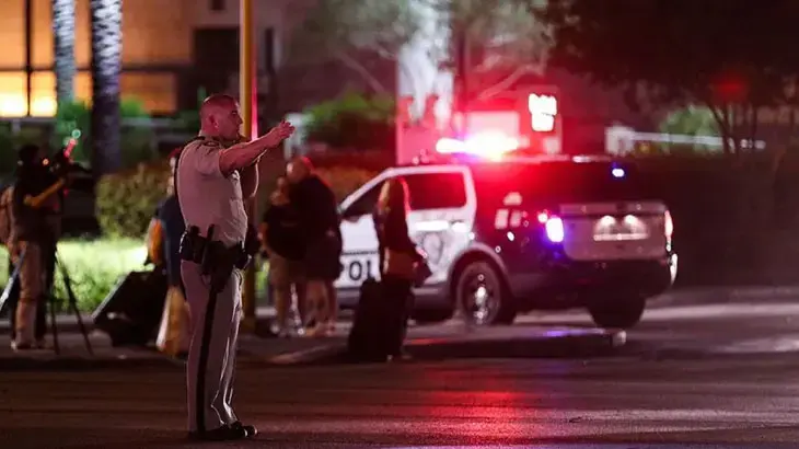 ABŞ-da liseydə buz hokeyi matçı zamanı silahlı insident 2 ölü
