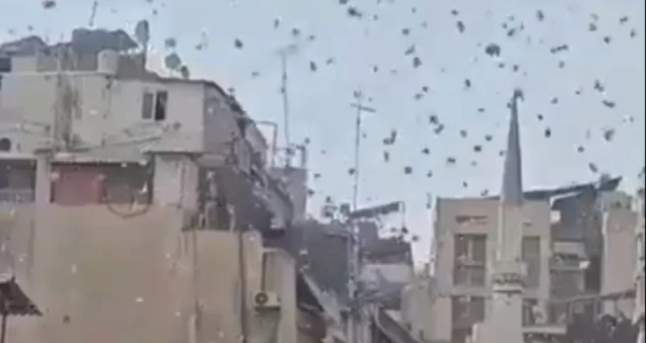 İsrail Livanın Dahiye bölgəsinə havadan Hizbullahın silahsızlandırılması tələbi ilə müraciət edib