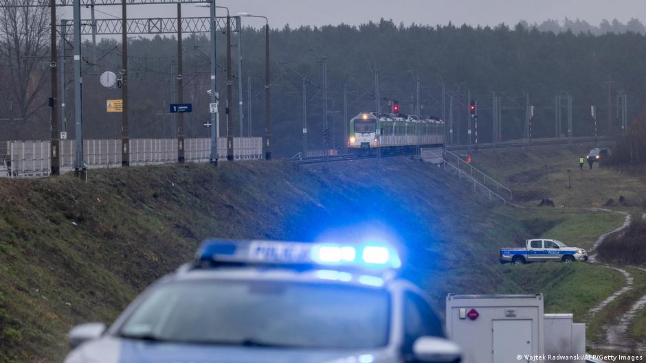 Polşa: Dəmir yolu partlayışını Rusiyaya işləyən ukraynalılar törədib