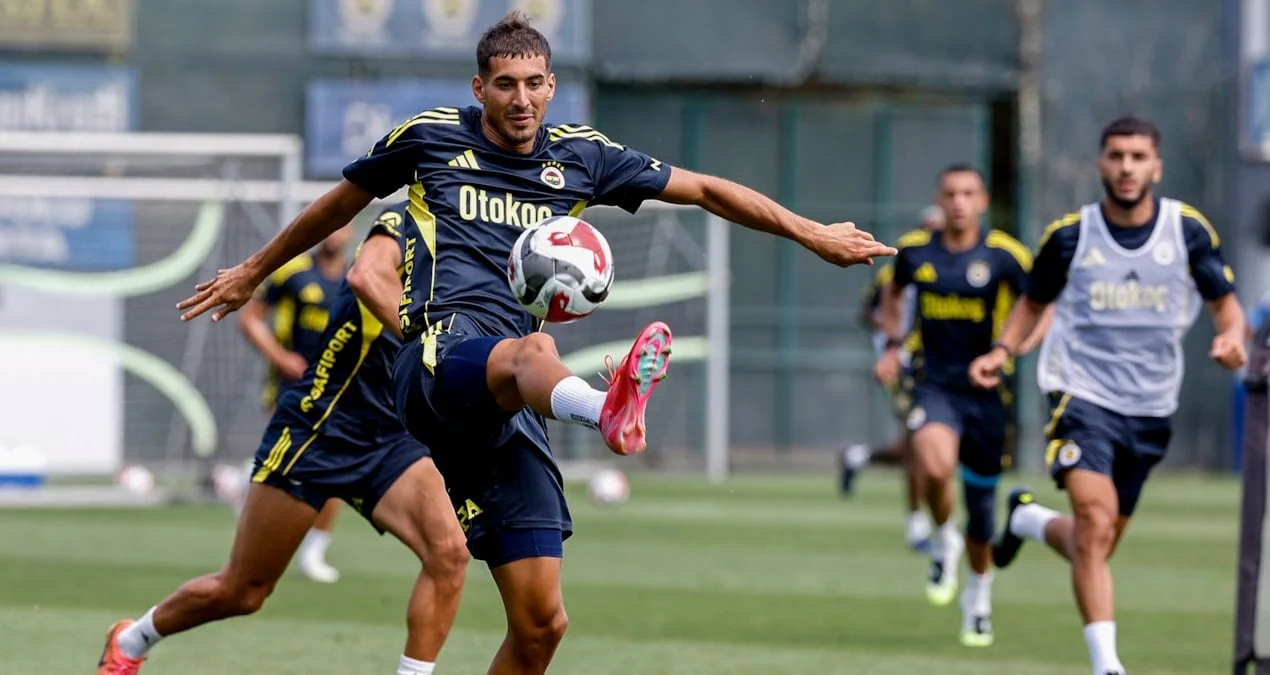 Fenerbahçənin kampına 8 futbolçu getmədi