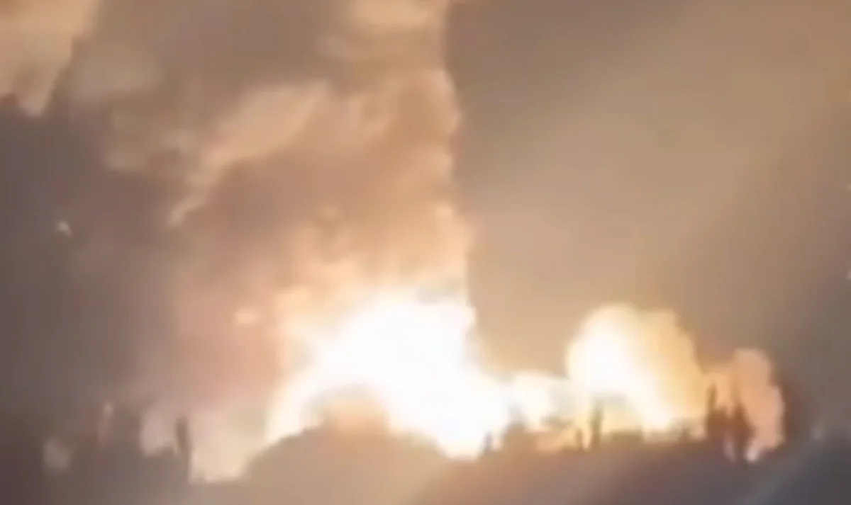 Ukrayna dronu Novorossiyskdə əsas terminalı yandırdı, neft daşımaları dayandırıldı