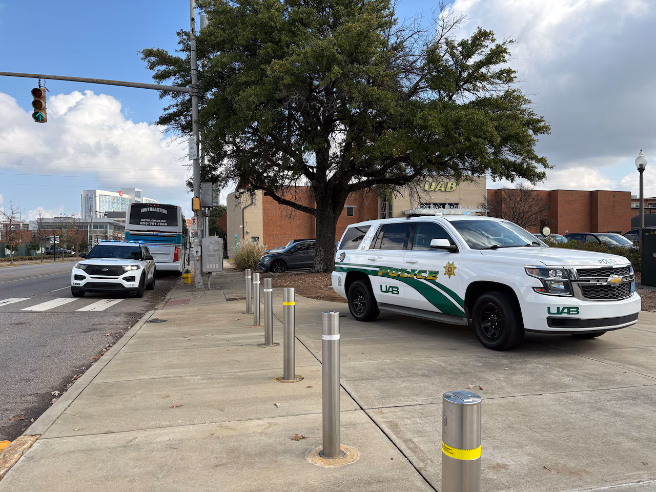 UAB futbol mərkəzində kütləvi bıçaqlanma